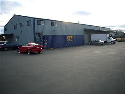 13,000 sf with mezzanine.