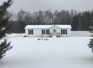 3255 Curry Rd, Caro, MI 48723