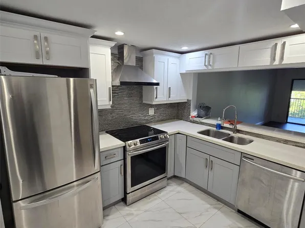 6575 W Oakland Park Blvd APT 404, Fort Lauderdale, FL 33313