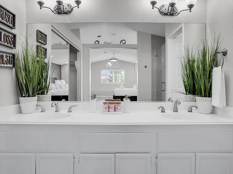 79320 Desert Wind Ct — Photo 42