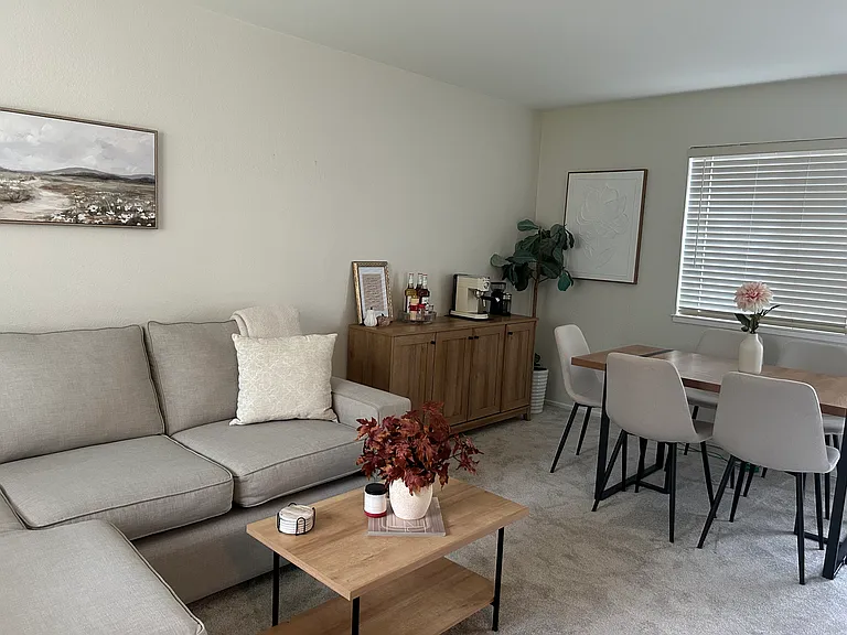 9101 Newhall Dr #13 — Photo 2