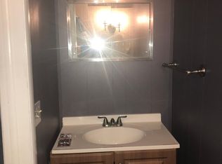 69 Parksville Rd, Pleasant Valley, NY 12569