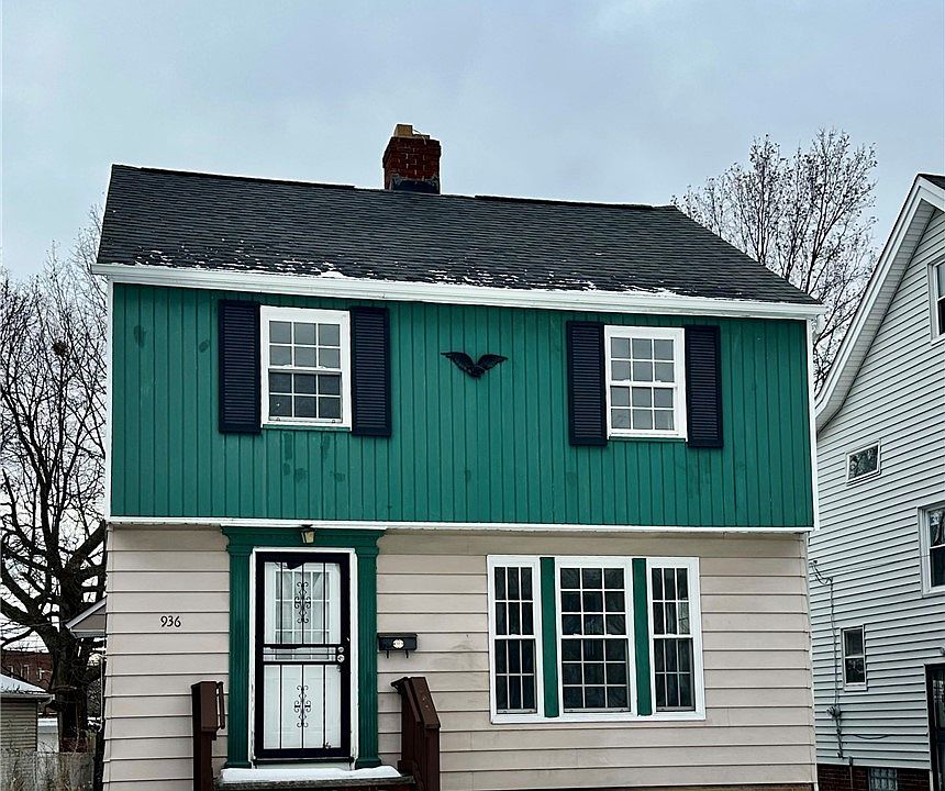 1st image of 936 Vineshire Rd