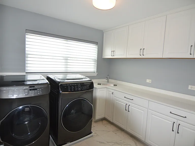 124 Roman Ln — Photo 18