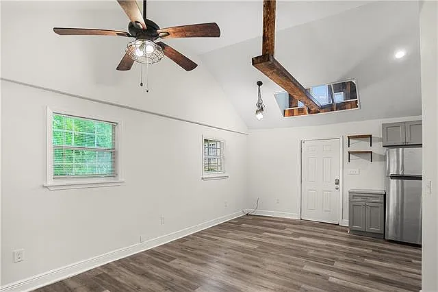 325 S Lopez St #D — Photo 5