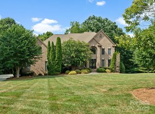 8407 Rolling Fields Rd, Mint Hill, NC 28227
