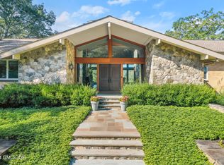 28 High Valley Way, Stamford, CT 06903