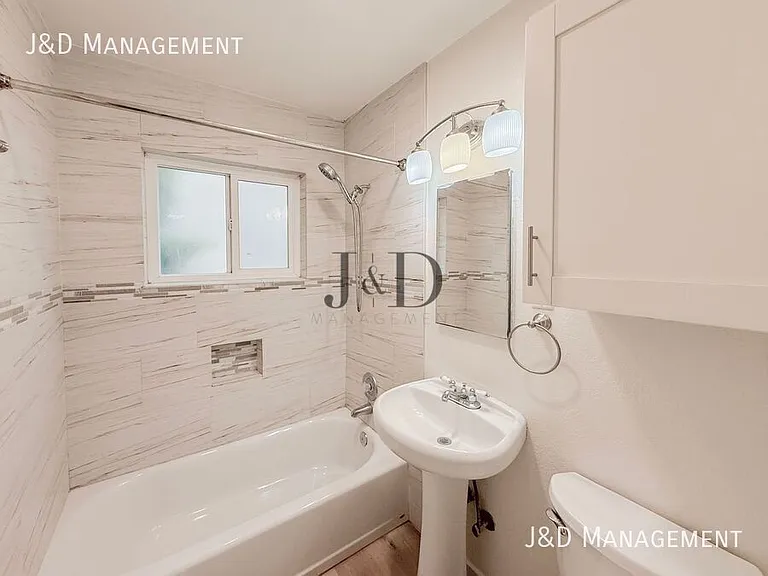 2838 Keats St #2B-A — Photo 6