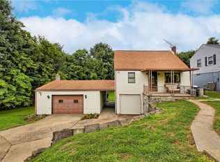 25 Virginia Dr, McKeesport, PA 15133