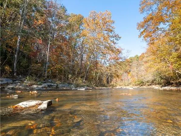 9765 Highway 136 W, Talking Rock, GA 30175