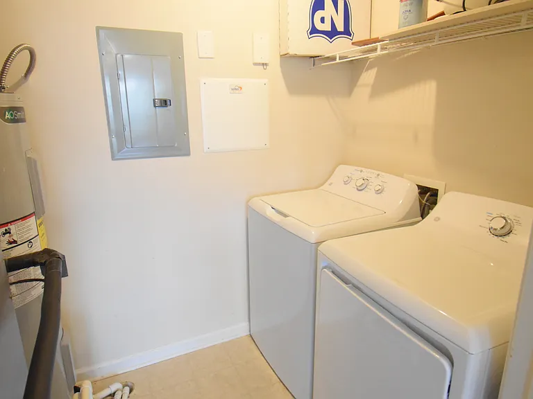 14945 Santa Lucia Dr — Photo 20