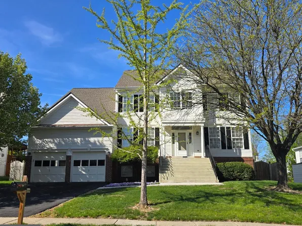 704 Godfrey Ct SE, Leesburg, VA 20175