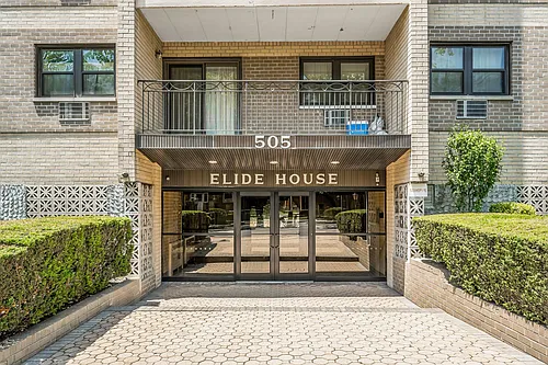 Elide House 505 Photo 1