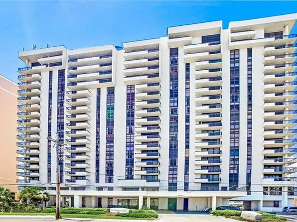 300 Lake Marina Ave APT 11D, New Orleans, LA 70124