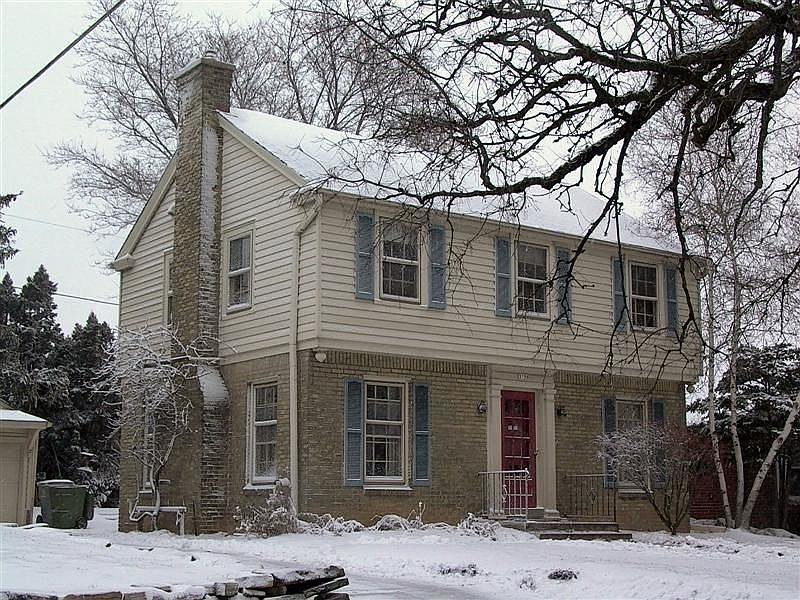 Welcome Home to 3759 S 3rd St