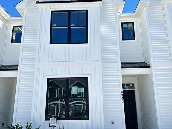 8361 Paramount Point, Winnabow, NC 28479