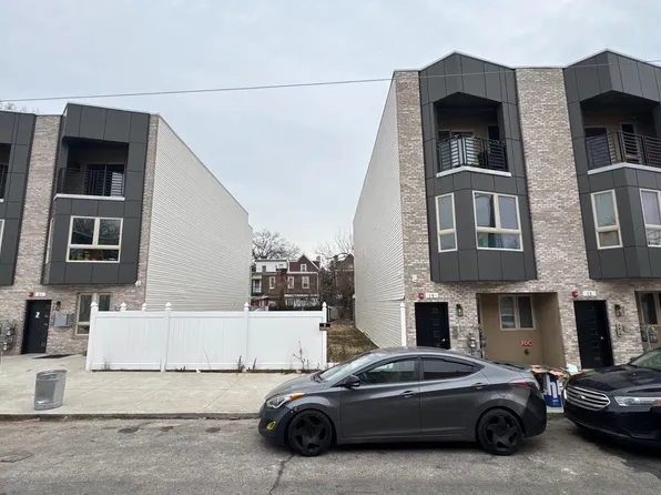 17 N Farson St, Philadelphia, PA 19139