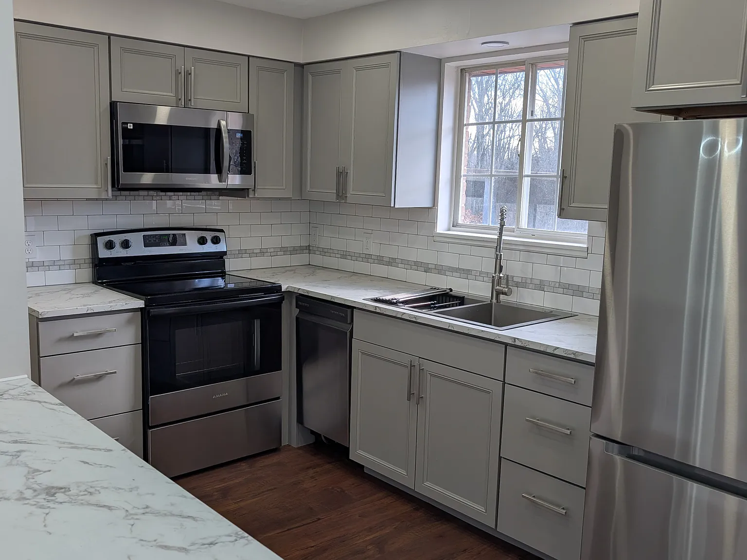 2 bed, $1,195 — Photo 4
