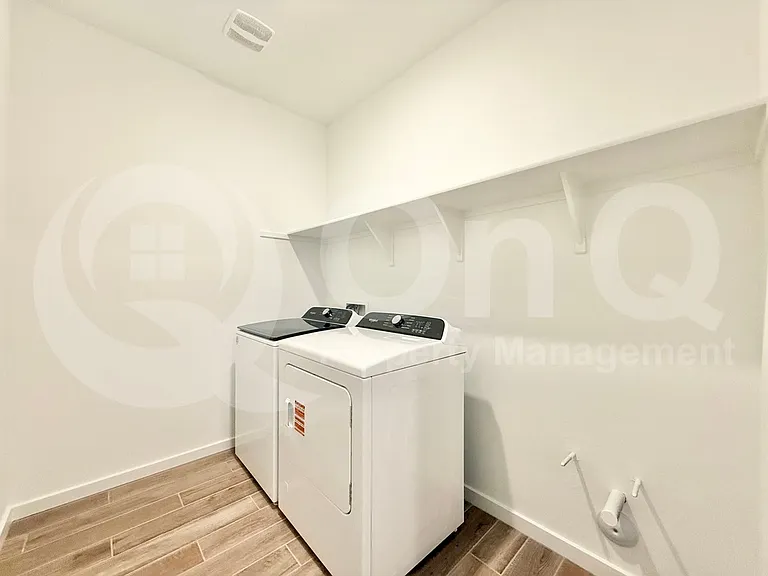 4281 W Hannah St — Photo 15