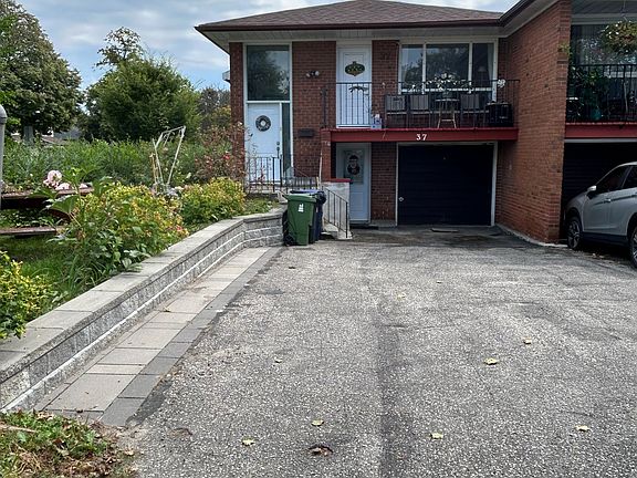 2nd image of 37 Pawnee Ave