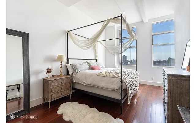 Rented by Douglas Elliman | media 25