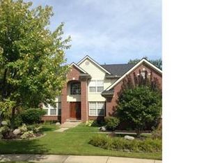 31156 Kingswood Blvd, Novi, MI 48377