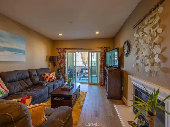 1516 Pacific Coast Hwy, Huntington Beach, CA 92648