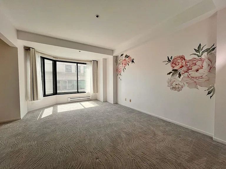 601 Van Ness Ave #62 — Photo 10