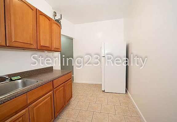 5th image of 28-05 43rd St #18