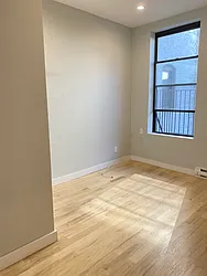 Rented by Chana Ofek, LREB