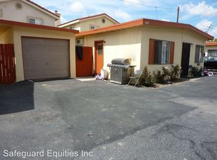 8427 2nd St, Paramount, CA 90723