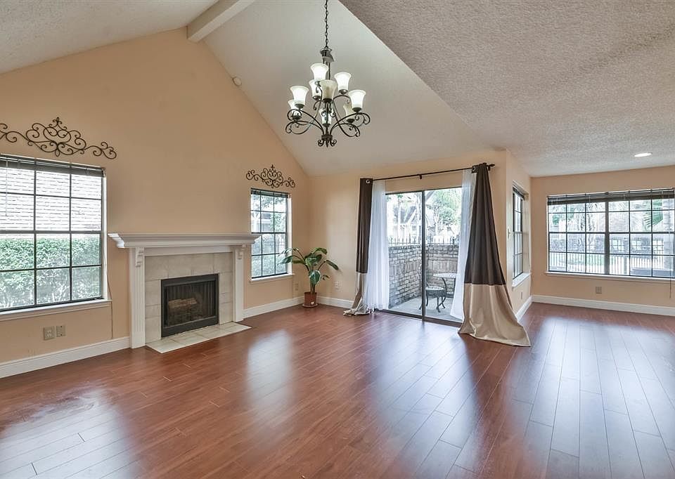 1st image of 2300 Old Spanish Trl APT 1048