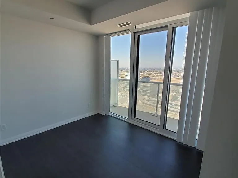 7895 Jane St #3213 — Photo 5