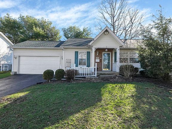 2nd image of 574 Blakeley Pl