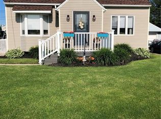 120 Ledyard Ave, Depew, NY 14043