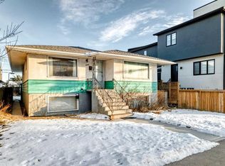 2236 W 37th St SW, Calgary, AB T3E3A7