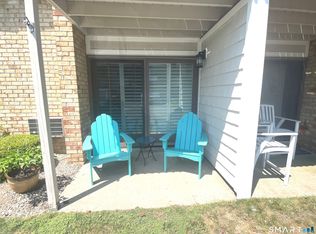 199 Gregory Blvd APT E4, Norwalk, CT 06855