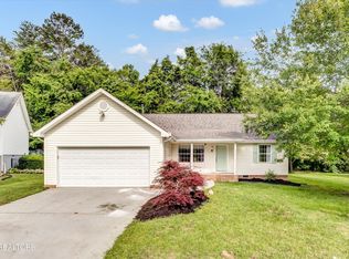 8723 Finchwood Ln, Knoxville, TN 37924
