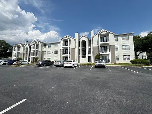 2550 N Alafaya Trl Photo 1