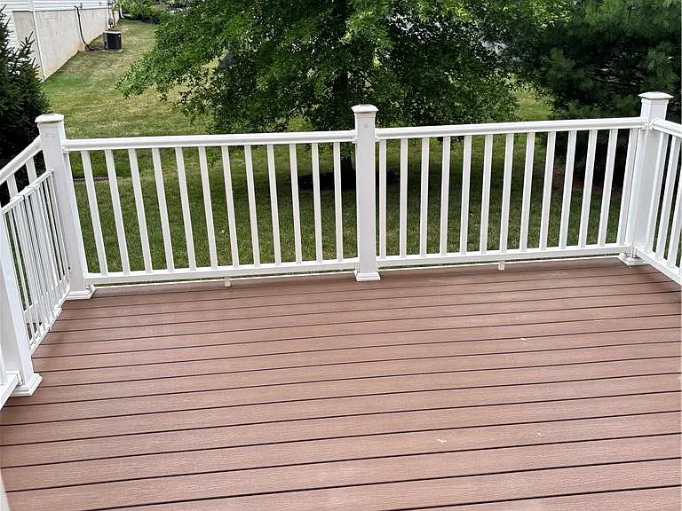 1155 Westminster Dr — Photo 10