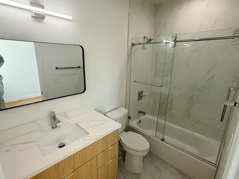 3555 E Green St — Photo 8