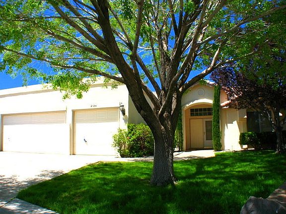 3rd image of 2124 Corte De Loma NW