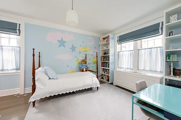 Sold by Compass | media 8