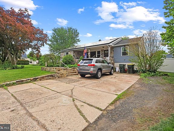 2nd image of 19 Madison Rd