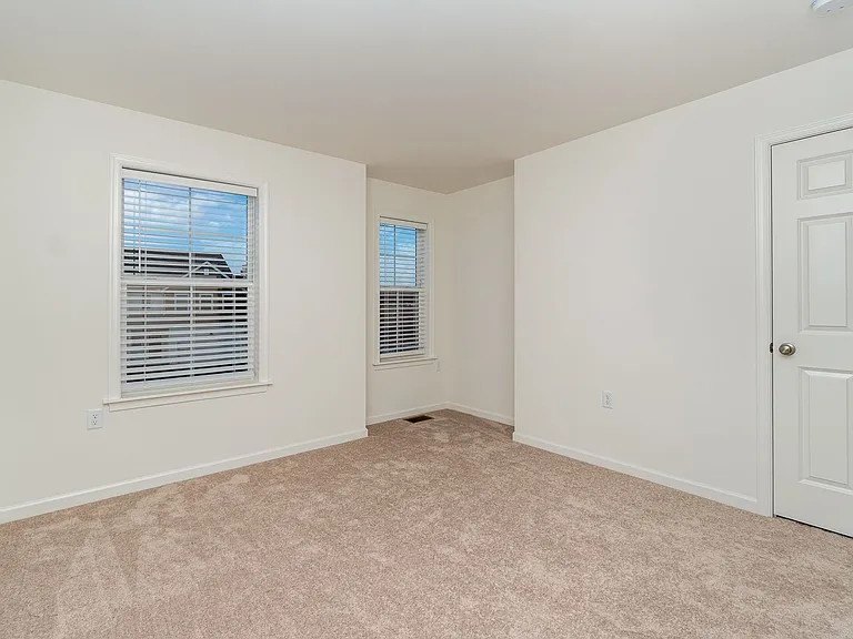 7869 Oak Brook Dr — Photo 21