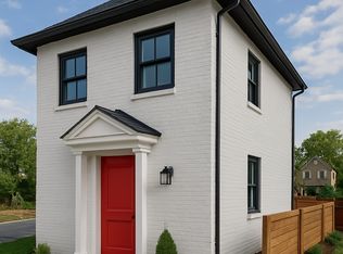 312 1/2 Walnut Ave, Fairmont, WV
