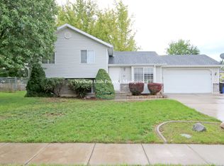 71 S 1700 W, West Pt, UT 84015