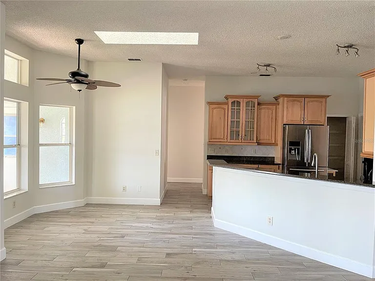 3913 Kiawa Dr — Photo 9