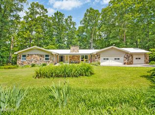 1620 Bell Rd, Crossville, TN 38571