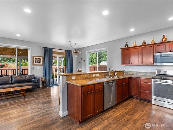 4th image of 2214 113th Drive SE #A